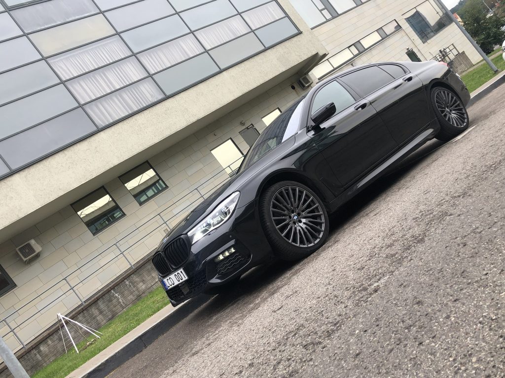 BMW 7 serija – nuotrauka 7